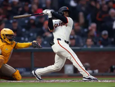 SF Giants respond to roster shakeup with comeback win over Padres