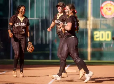 Prep roundup: Mitty softball beats St. Ignatius with senior day comeback; SI baseball wins on walk-off grand slam