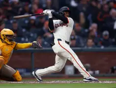 SF Giants respond to roster shakeup with comeback win over Padres