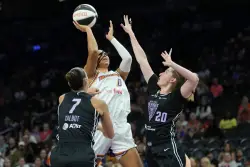 Valkyries collapse late in loss to Mercury in Phoenix