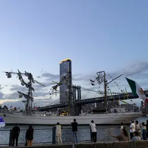 Mexican Navy Sailboat Crashes Into Brooklyn Bridge