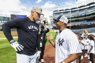 Russell Wilson feeling ‘part of New York now’ as he takes in Knicks playoffs, Subway Series