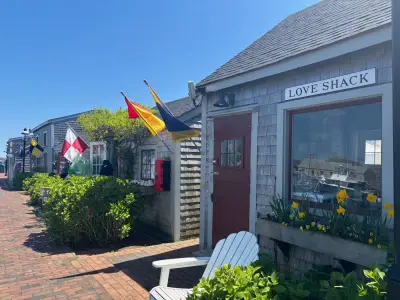 The Cottages capture best of Nantucket Harbor’s nautical charm and beauty