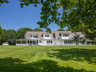 Peek inside Blue Heron Farm, the Obamas’ former summertime retreat on Martha’s Vineyard