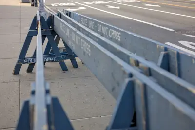 2 bystanders injured in Bronx shooting, including 11-year-old boy, NYPD says