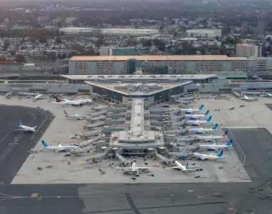 Newark airport air traffic controller offers damning assessment: ‘It is not safe. Don’t fly into Newark’