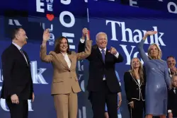 Biden ‘totally f–ked’ Kamala Harris’ 2024 election chances by refusing to drop out sooner: top adviser