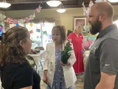 Carol Stream senior living community becomes 'Mary Land' to salute 50-year employee