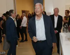 Larry Gagosian buys East Hampton bookshop BookHampton, will keep it as general interest bookstore