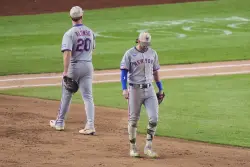 Pete Alonso’s key error part of porous defense that let down Mets