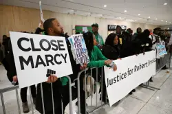 Officer pleads guilty to manslaughter in beating death of NY prisoner: report