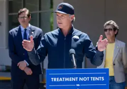 If Gov. Newsom doesn’t solve California homeless crisis, can he be president?