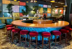 Apostle Supper Club across from the Xcel Energy Center to close