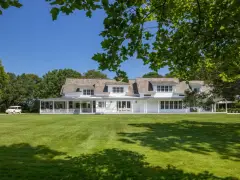 Peek inside Blue Heron Farm, the Obamas’ former summertime retreat on Martha’s Vineyard