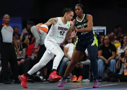 Brittney Griner walks away from on-court interview to berate refs in wild moment: ‘Be f–king better’